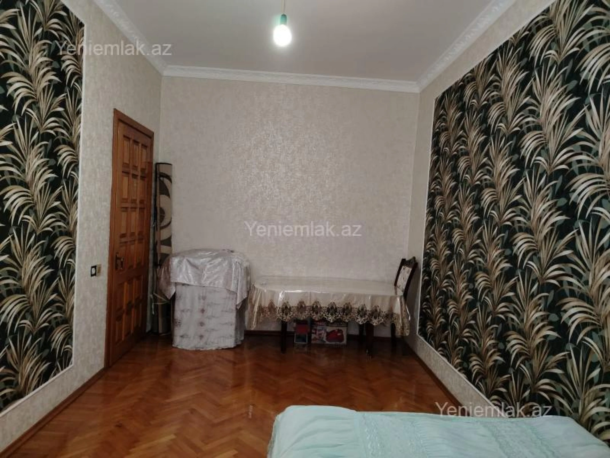 Satılır 3 otaqlı köhnə tikili 85 m²