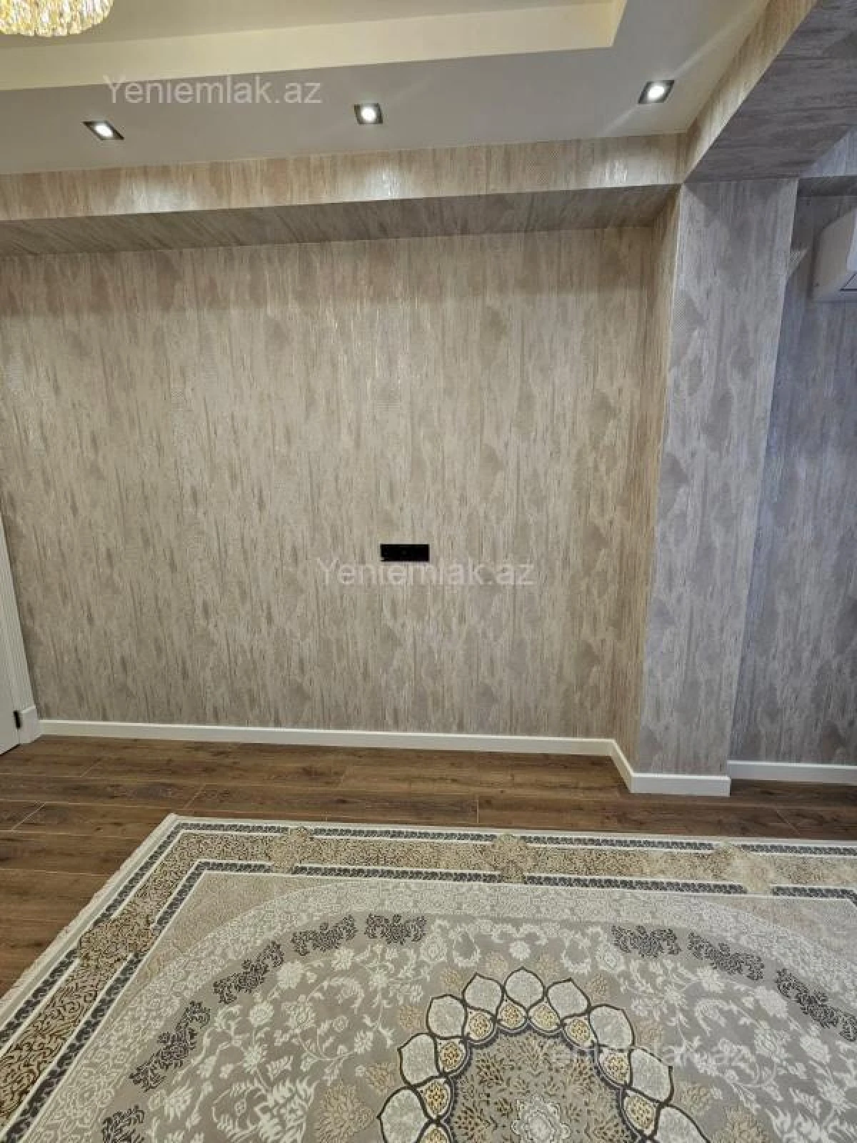 Satılır 2 otaqlı yeni tikili 98 m²