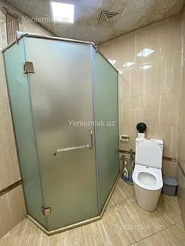 Satılır 2 otaqlı köhnə tikili 74 m²