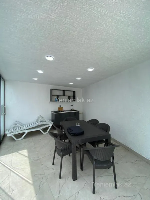 Satılır 4 otaqlı həyət evi 150 m²