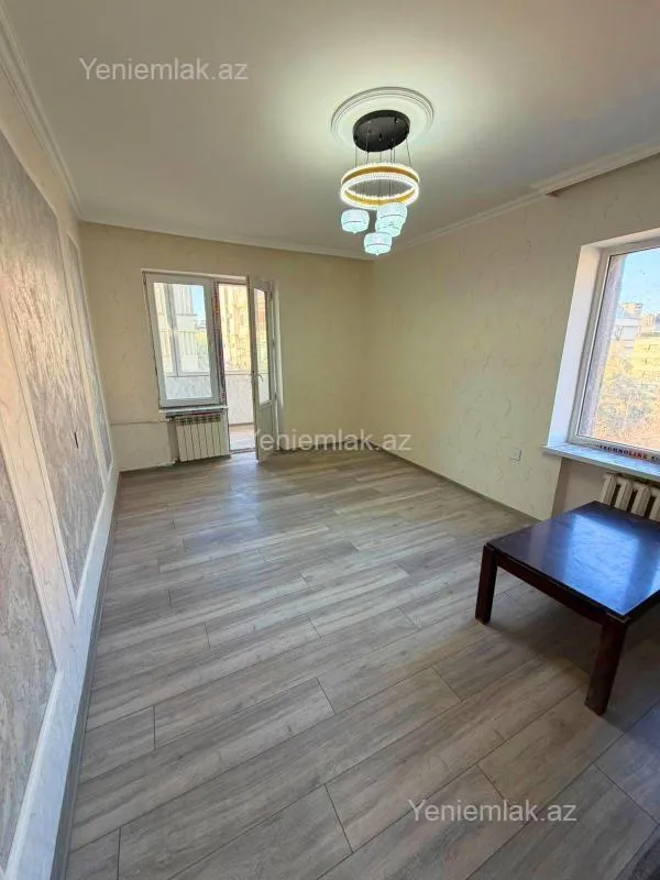 Satılır 2 otaqlı köhnə tikili 40 m²