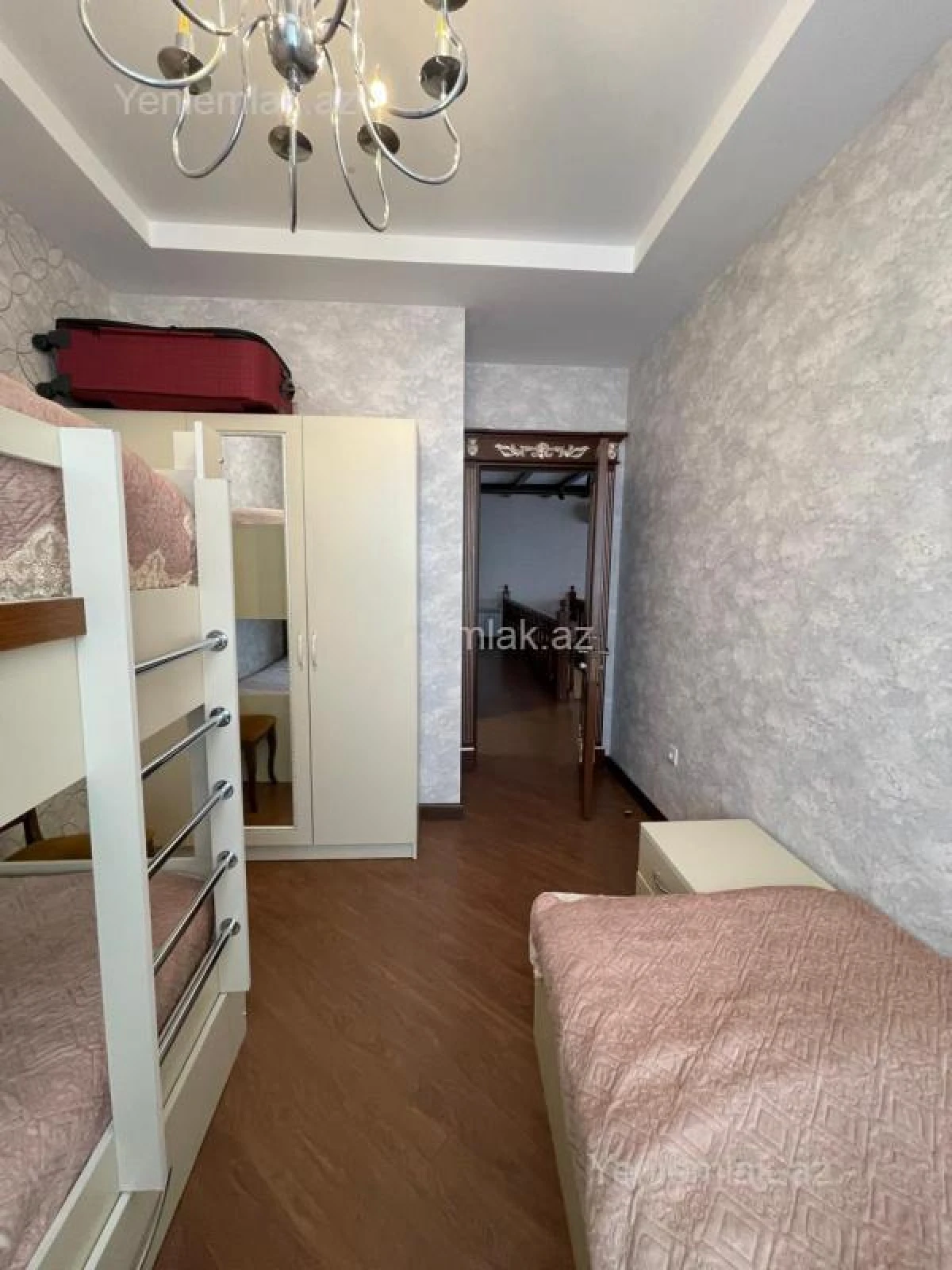 Satılır 6 otaqlı yeni tikili 230 m²