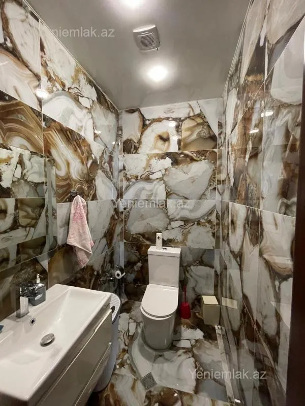 Satılır 6 otaqlı yeni tikili 230 m²