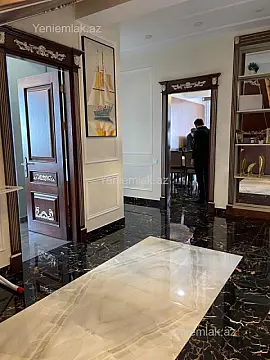 Satılır 6 otaqlı yeni tikili 230 m²