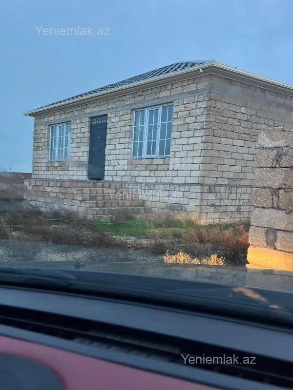 Satılır 3 otaqlı həyət evi 82 m²