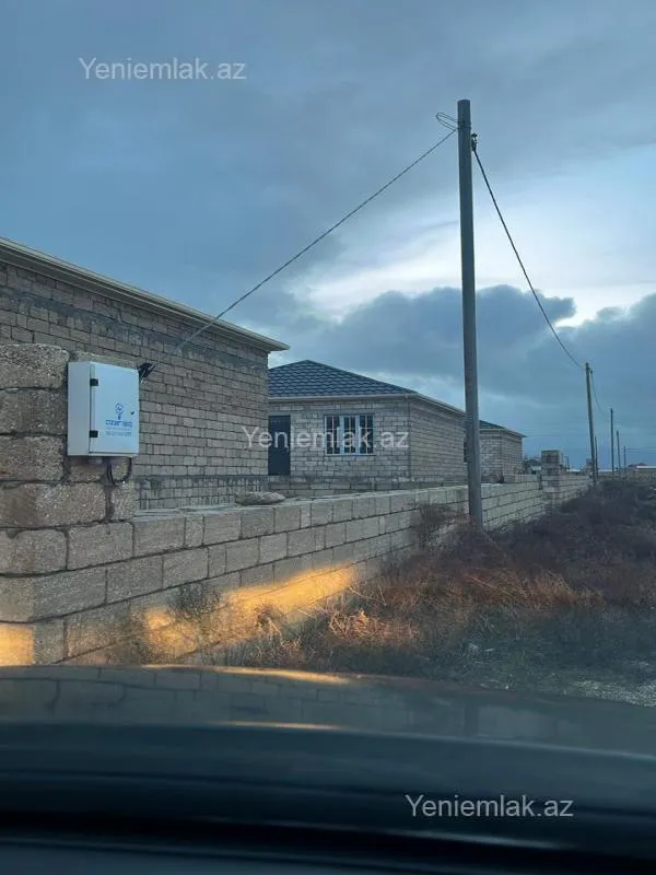 Satılır 3 otaqlı həyət evi 82 m²