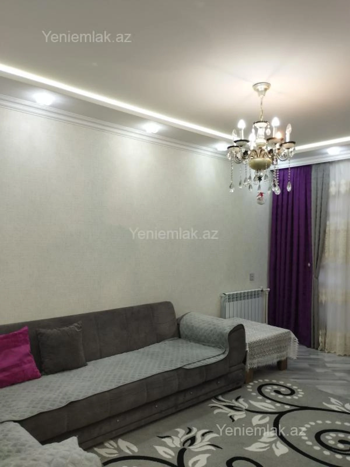 Satılır 4 otaqlı köhnə tikili 110 m²