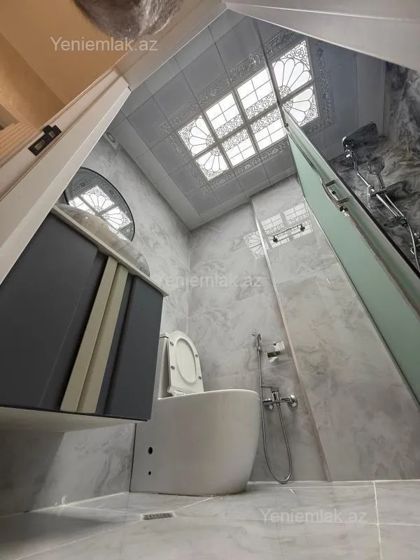 Satılır 2 otaqlı yeni tikili 57 m²