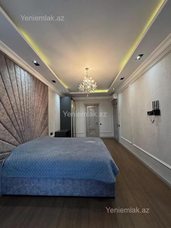 Satılır 4 otaqlı yeni tikili 235 m²