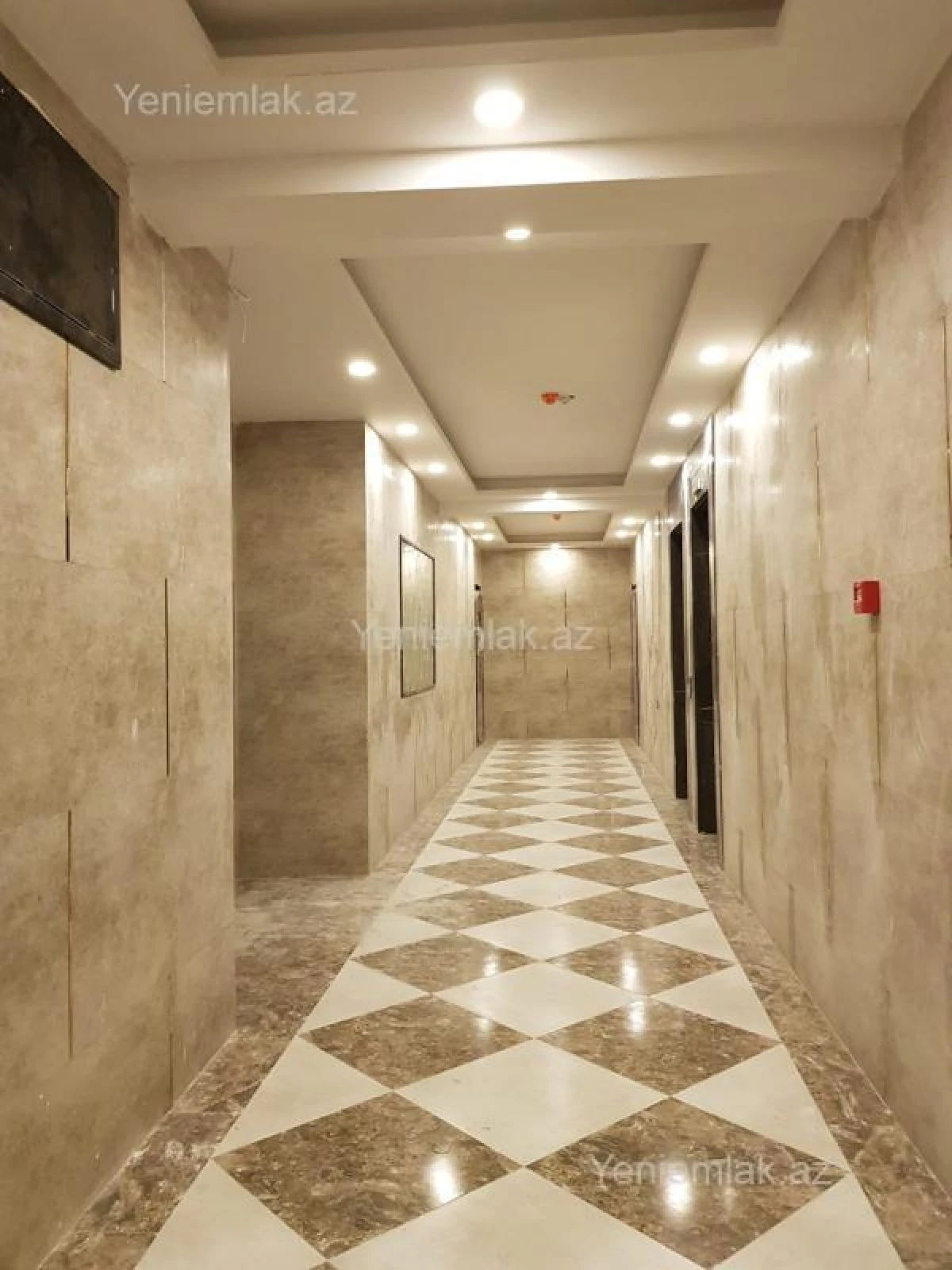 Satılır 4 otaqlı yeni tikili 235 m²