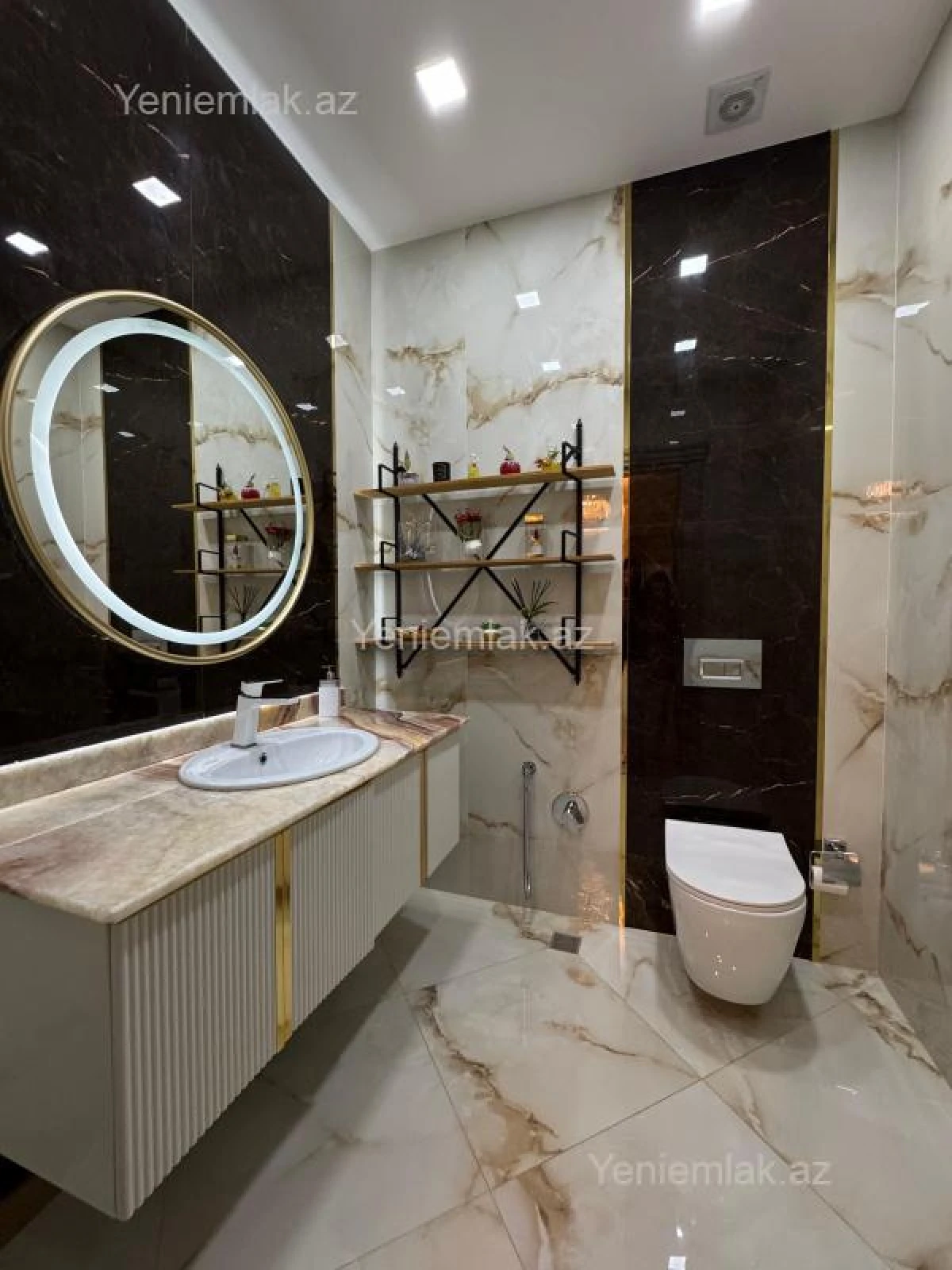 Satılır 4 otaqlı yeni tikili 235 m²