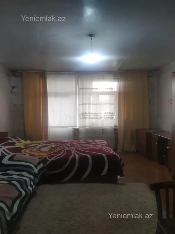 Satılır 3 otaqlı köhnə tikili 65 m²