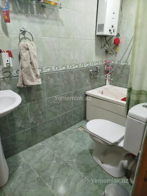 Satılır 3 otaqlı köhnə tikili 64 m²