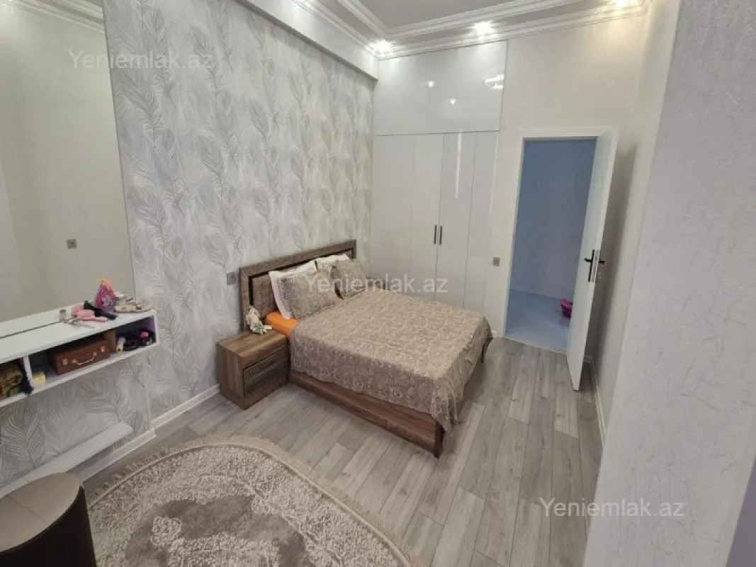 Satılır 3 otaqlı yeni tikili 94 m²