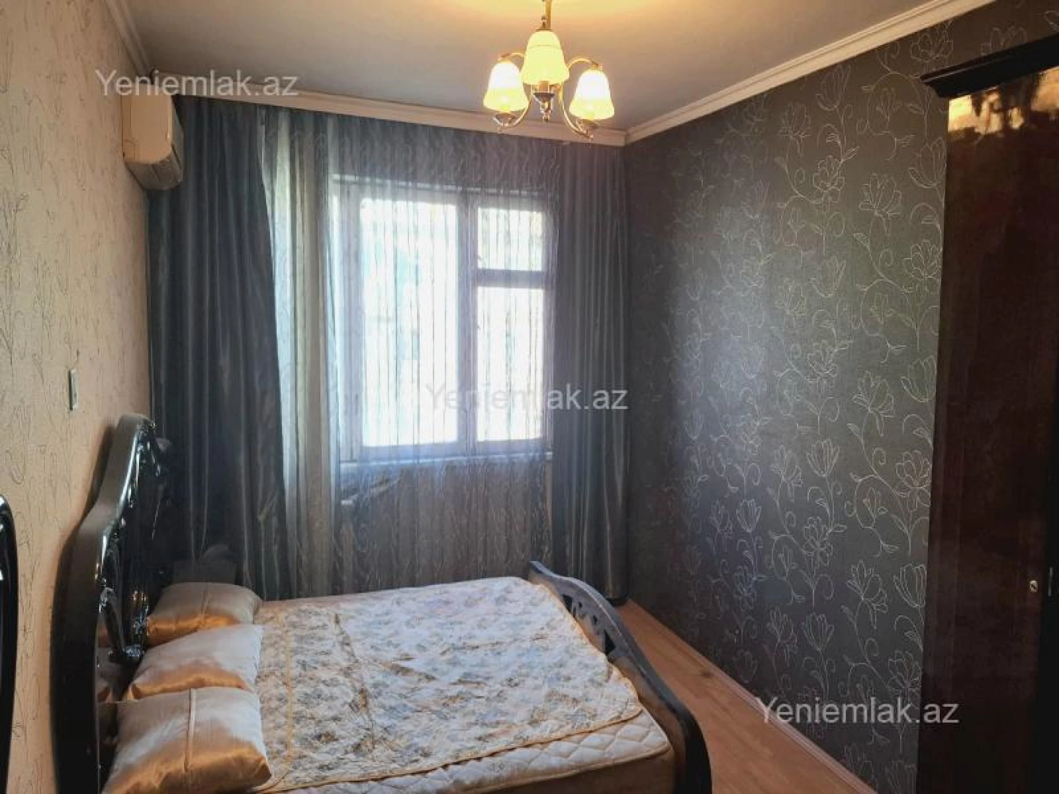 Satılır 3 otaqlı köhnə tikili 70 m²