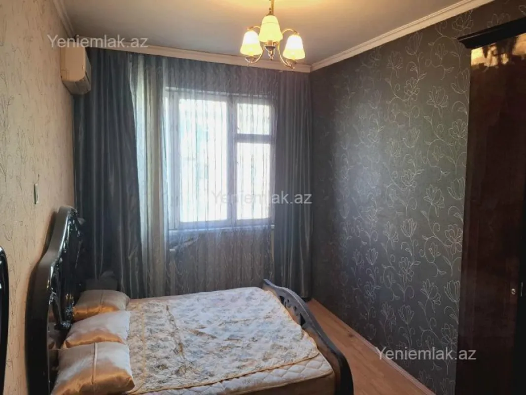 Satılır 3 otaqlı köhnə tikili 70 m²