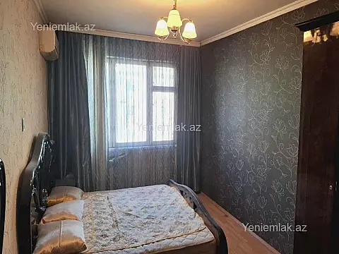 Satılır 3 otaqlı köhnə tikili 70 m²