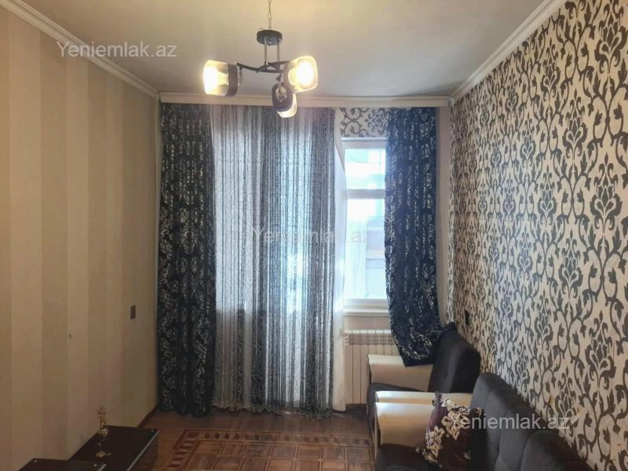 Satılır 3 otaqlı köhnə tikili 70 m²