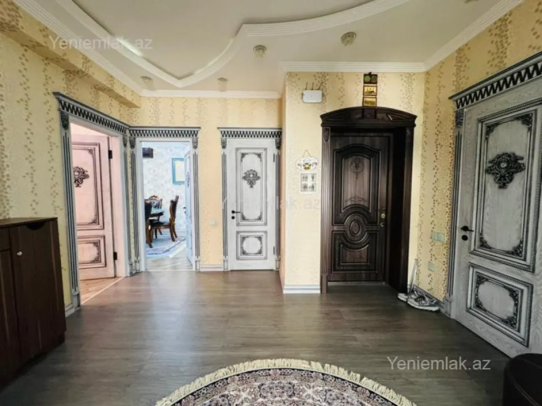 Satılır 4 otaqlı yeni tikili 183 m²