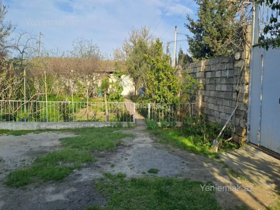 Satılır 4 otaqlı həyət evi 110 m²