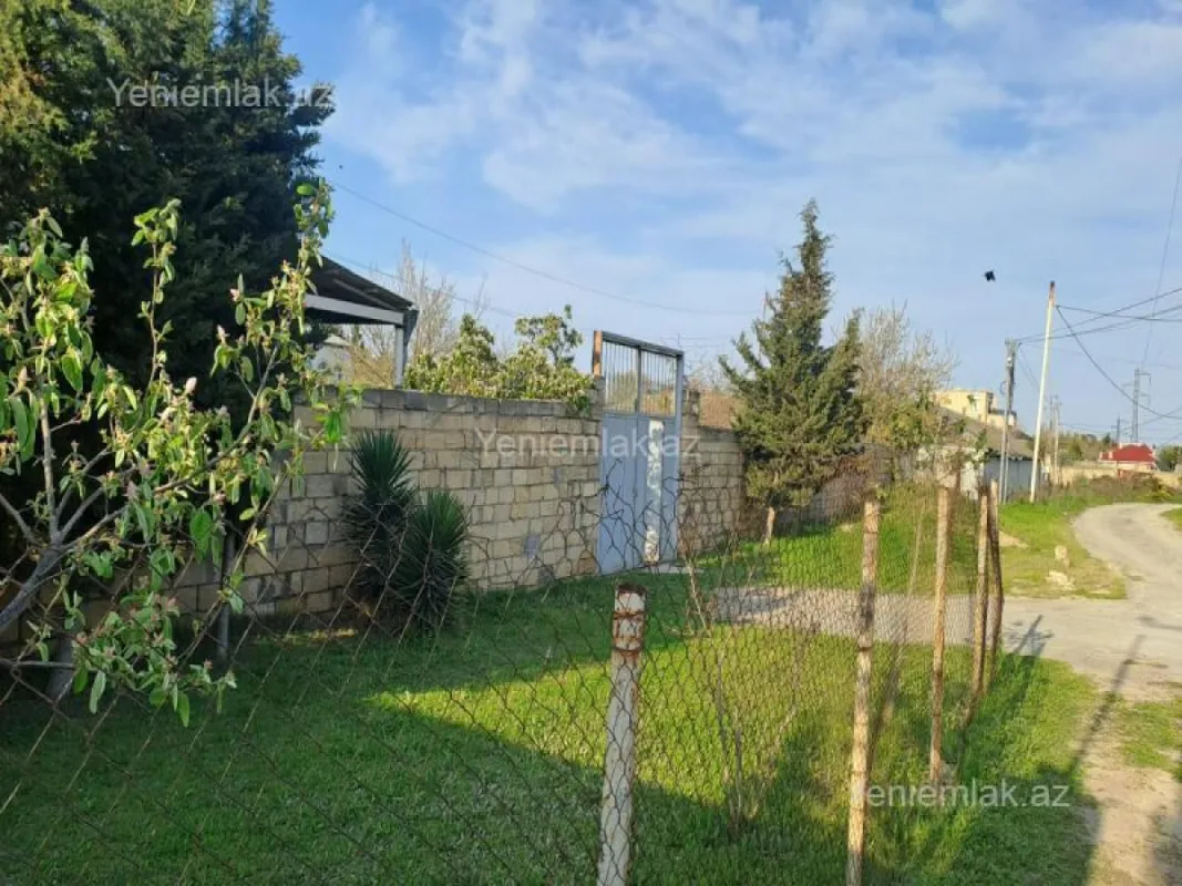 Satılır 4 otaqlı həyət evi 110 m²