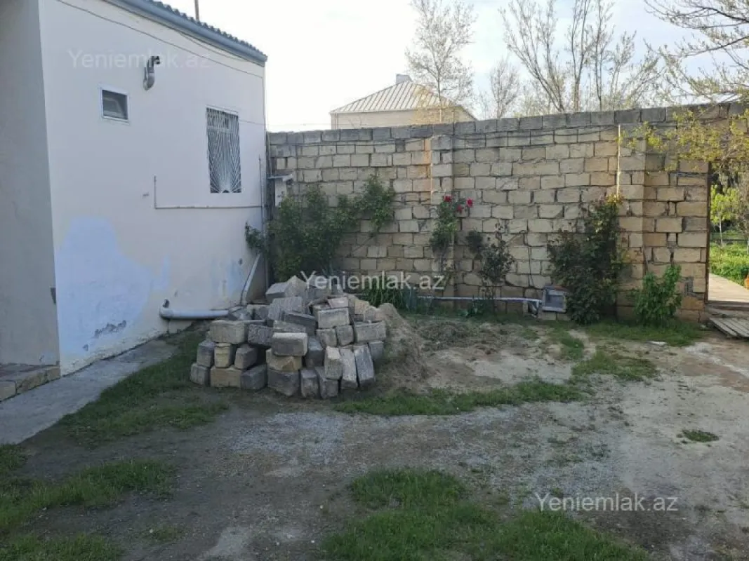 Satılır 4 otaqlı həyət evi 110 m²
