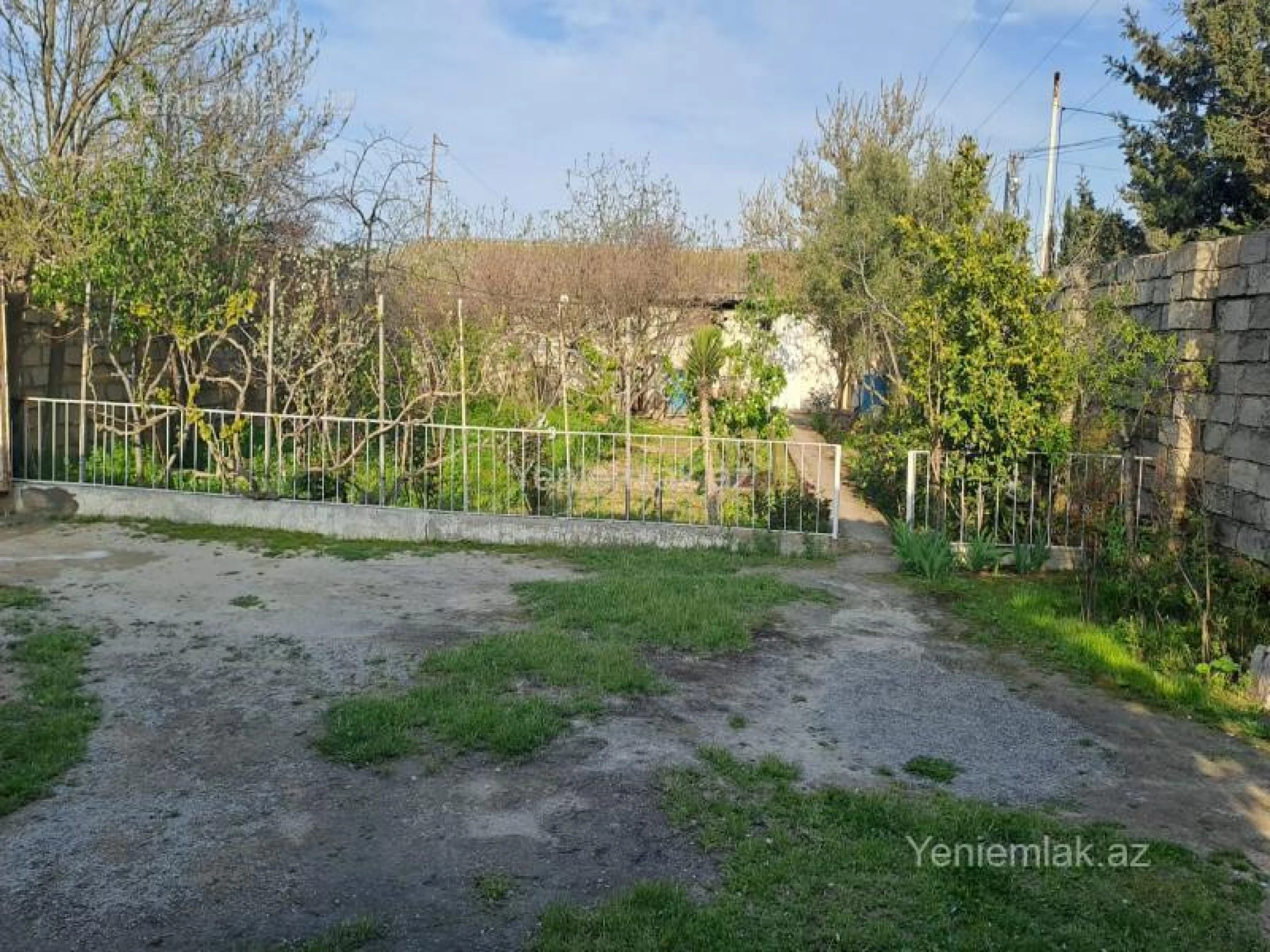 Satılır 4 otaqlı həyət evi 110 m²