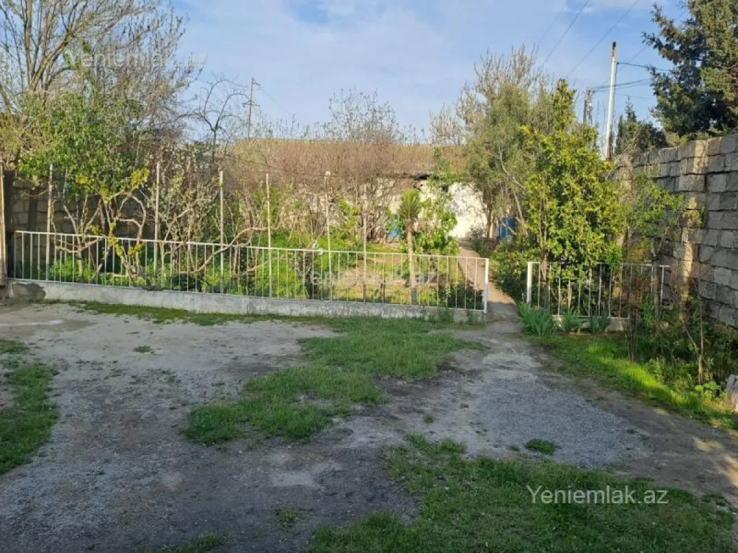 Satılır 4 otaqlı həyət evi 110 m²