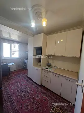 Satılır 3 otaqlı köhnə tikili 85 m²