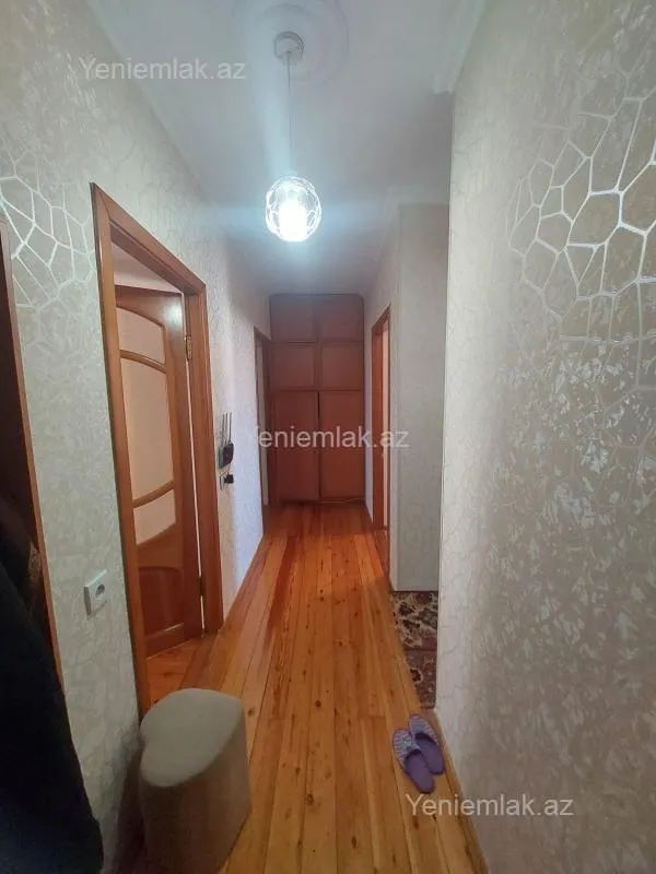 Satılır 3 otaqlı köhnə tikili 85 m²