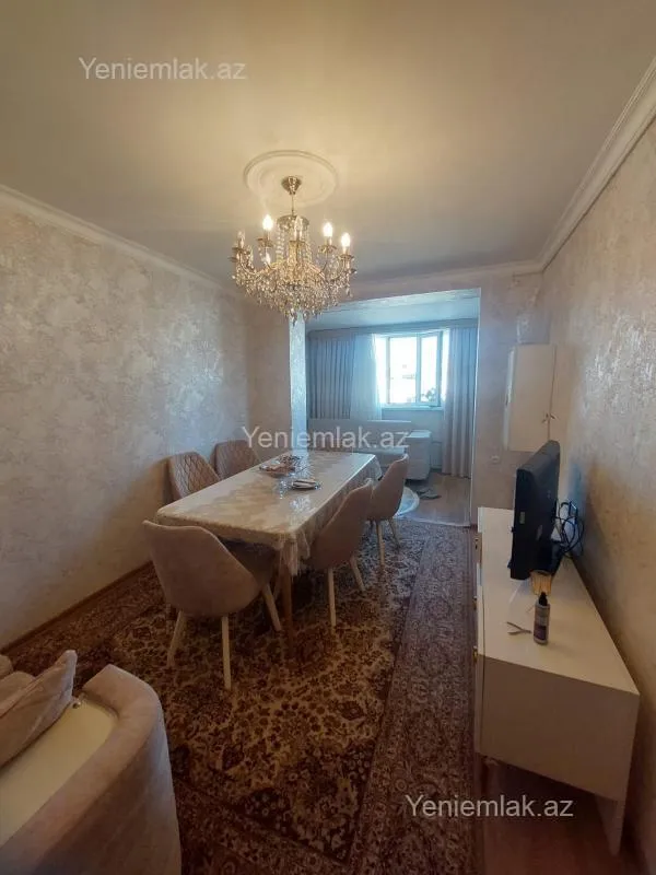 Satılır 3 otaqlı köhnə tikili 85 m²