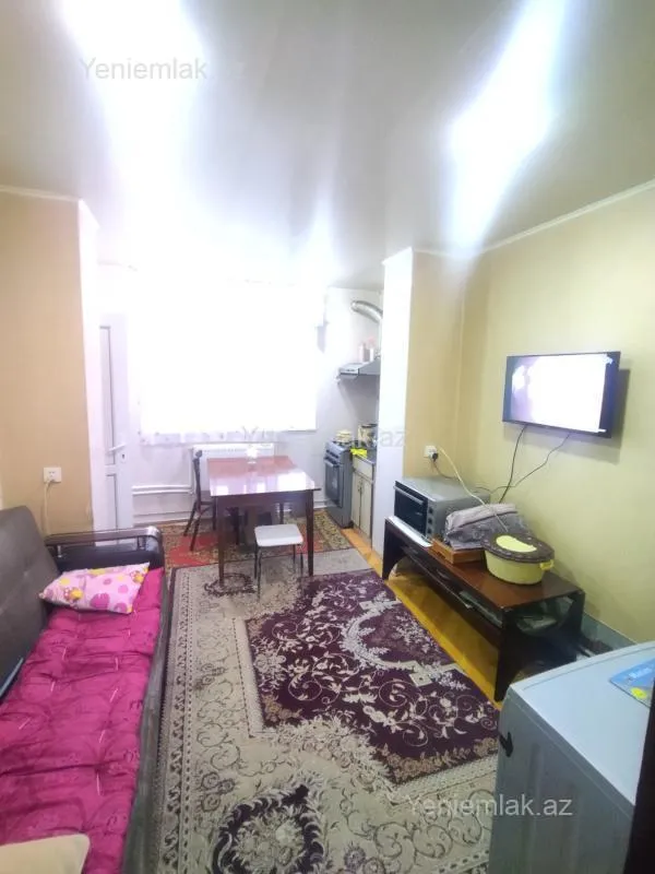 Satılır 2 otaqlı köhnə tikili 55 m²