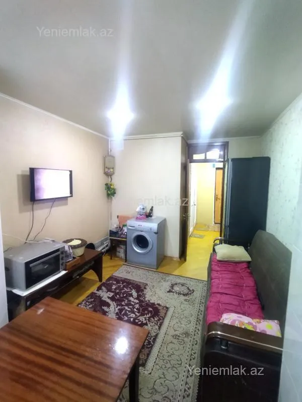 Satılır 2 otaqlı köhnə tikili 55 m²