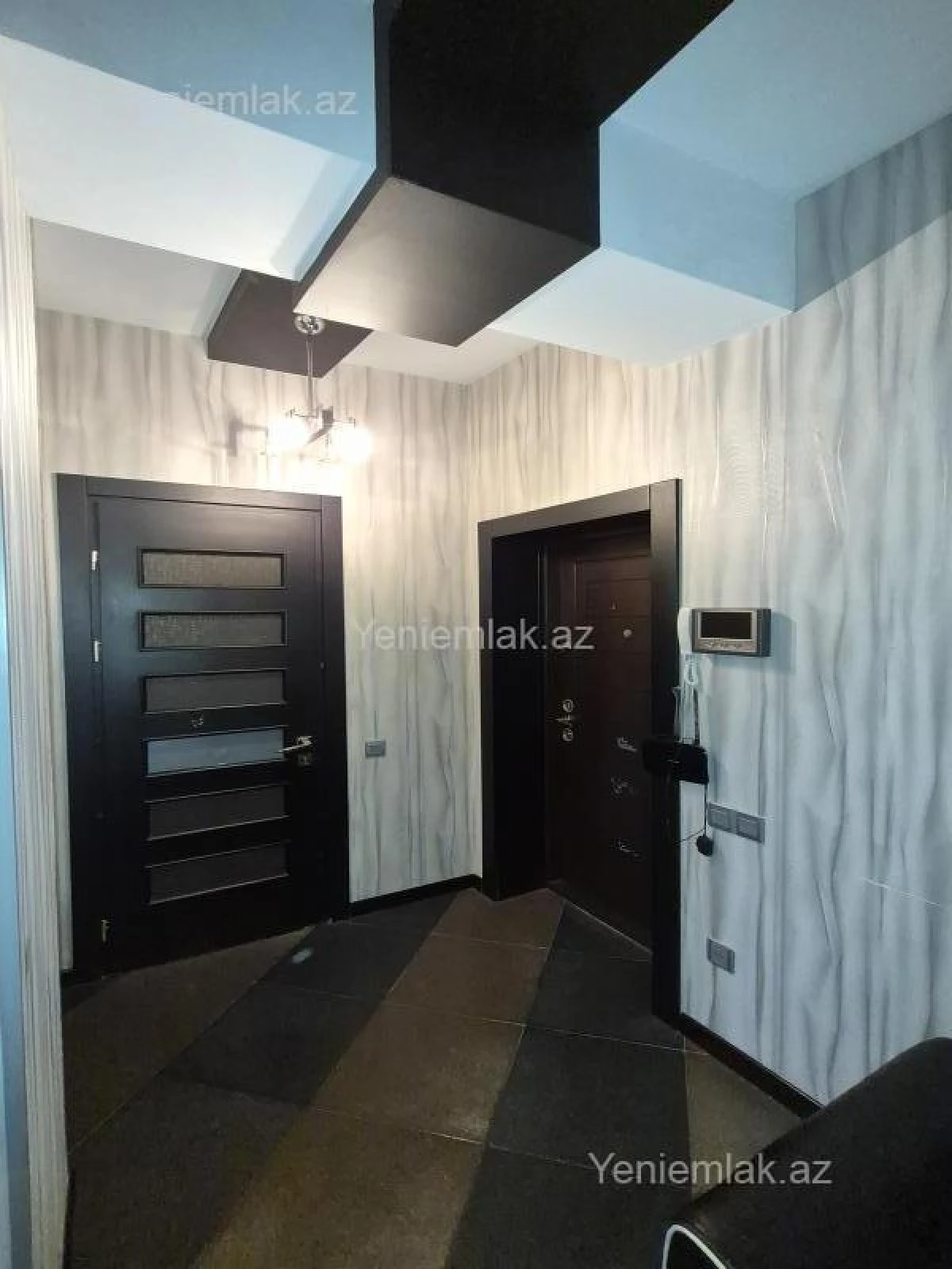 Satılır 3 otaqlı yeni tikili 93 m²