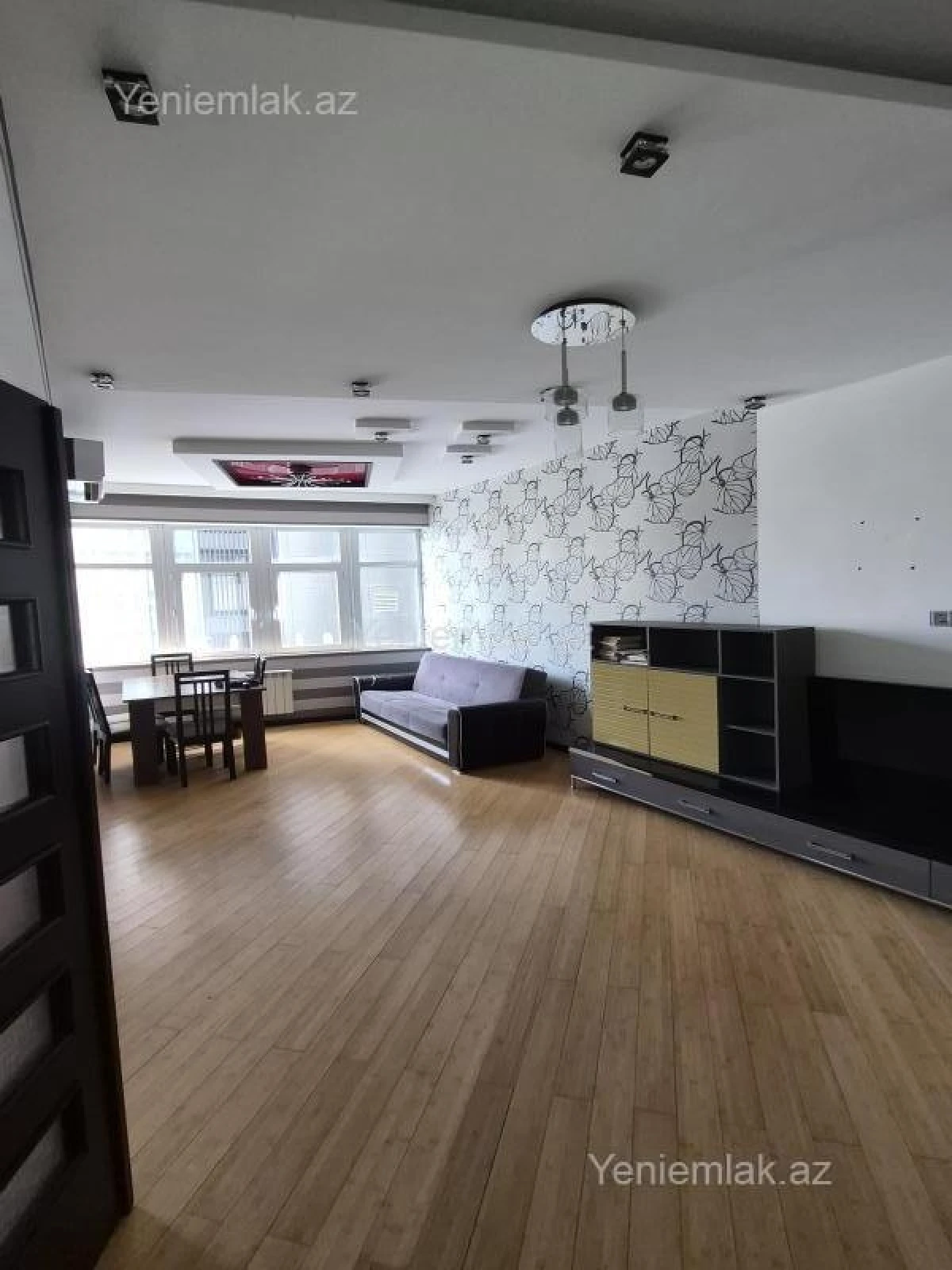 Satılır 3 otaqlı yeni tikili 93 m²