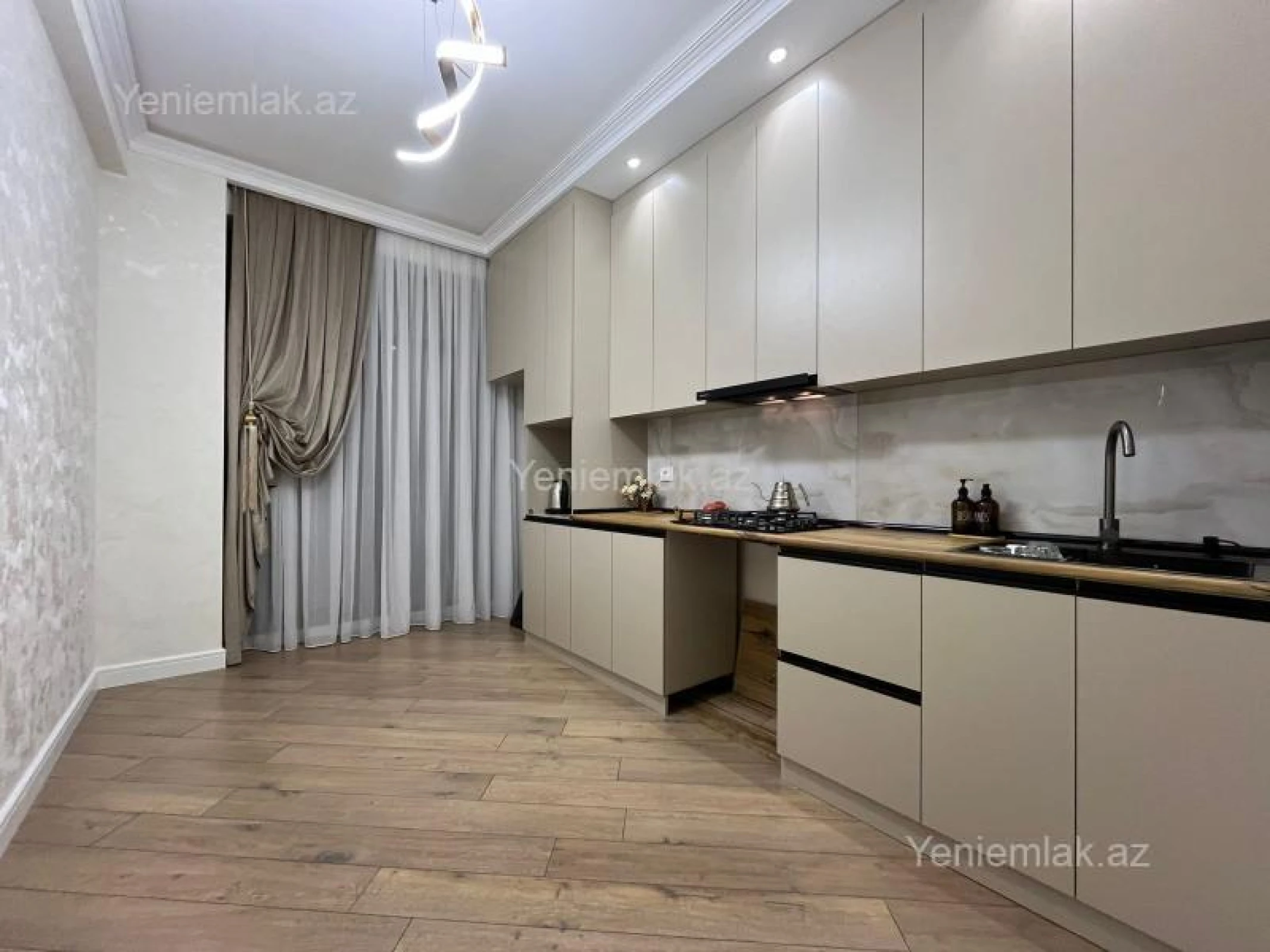 Satılır 3 otaqlı yeni tikili 99 m²