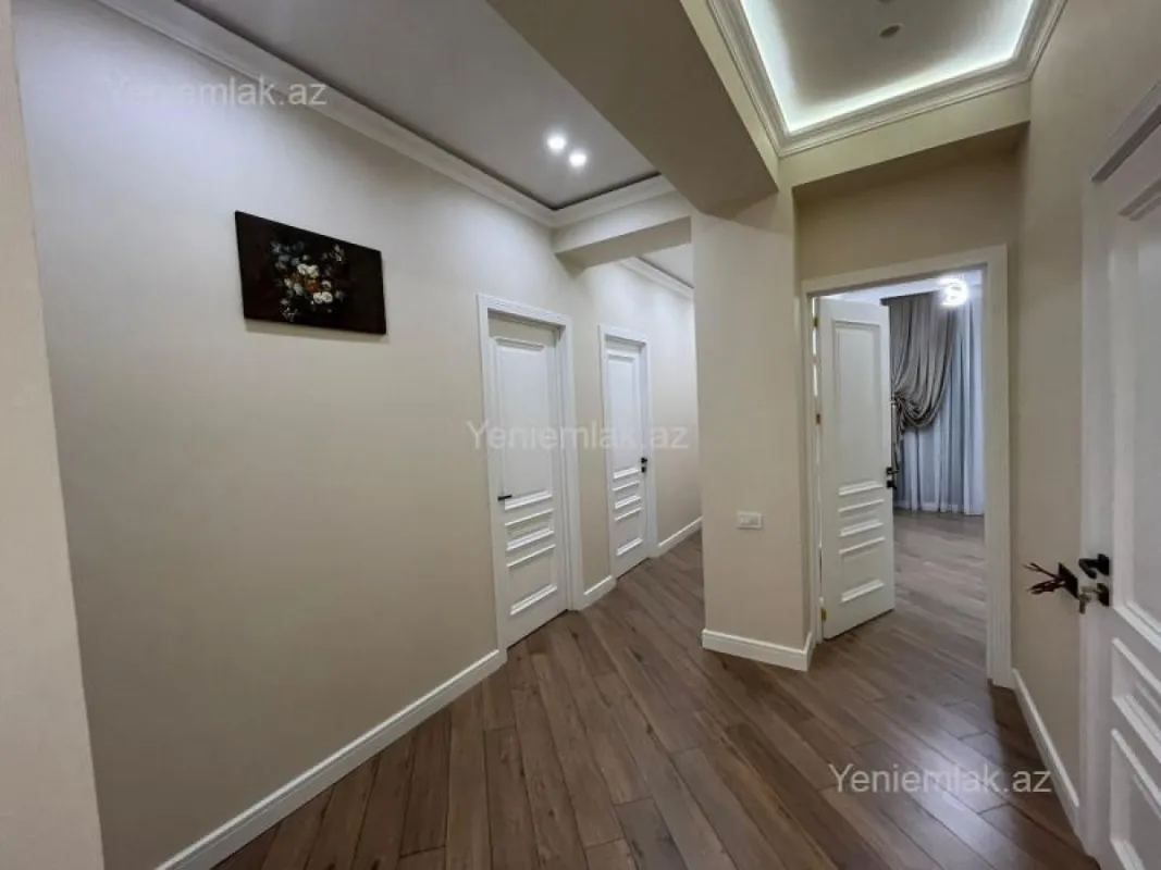 Satılır 3 otaqlı yeni tikili 99 m²