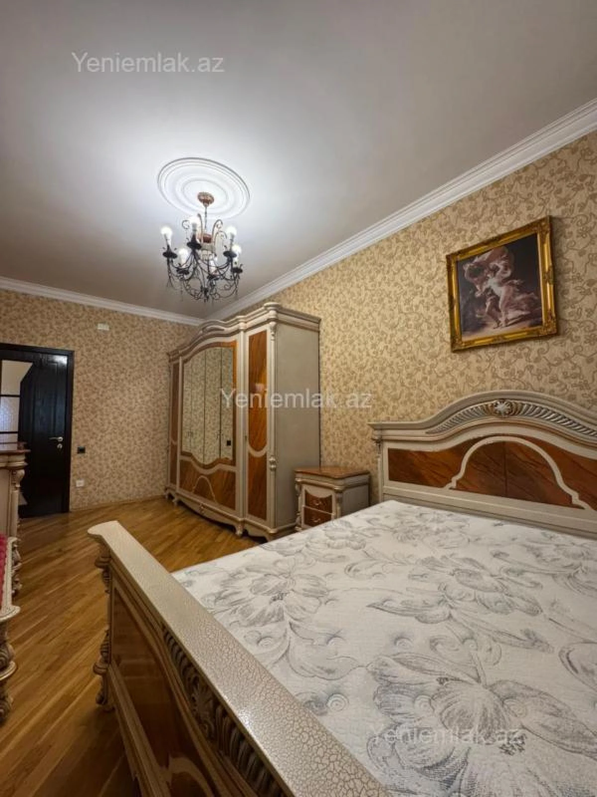 Satılır 3 otaqlı yeni tikili 135 m²