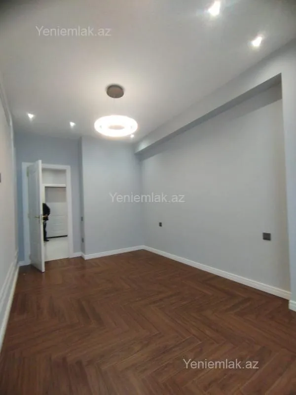 Satılır 3 otaqlı yeni tikili 96 m²