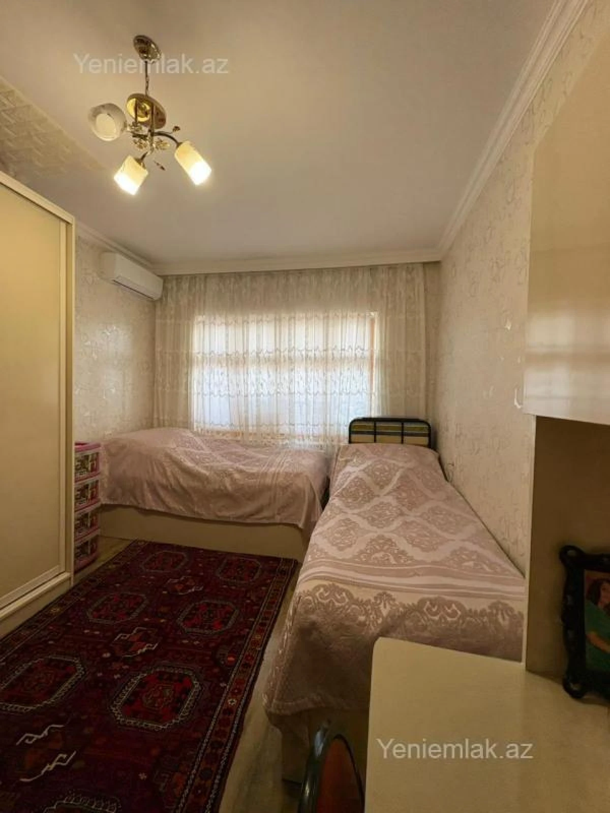 Satılır 2 otaqlı köhnə tikili 60 m²