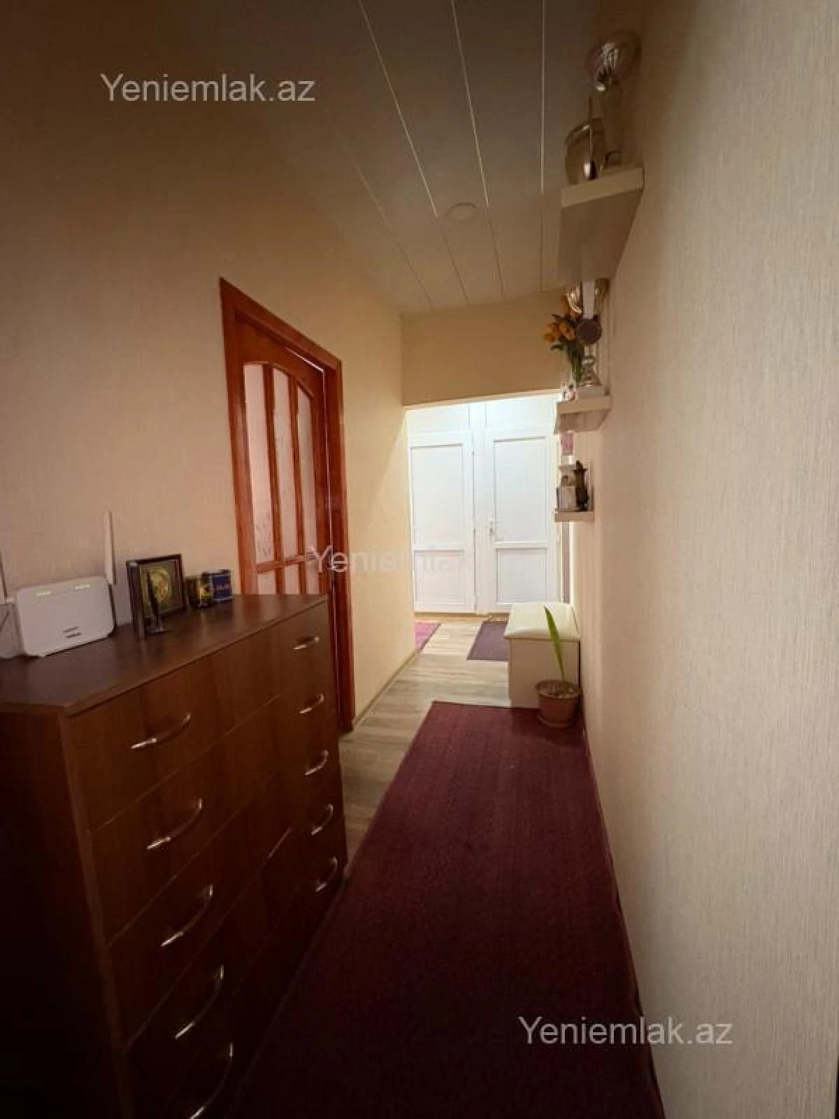 Satılır 2 otaqlı köhnə tikili 60 m²