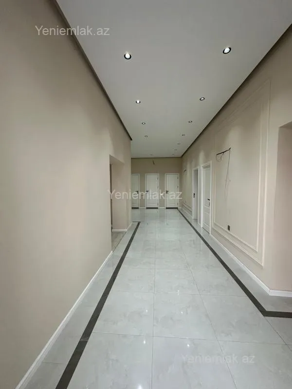 Satılır 4 otaqlı həyət evi 500 m²