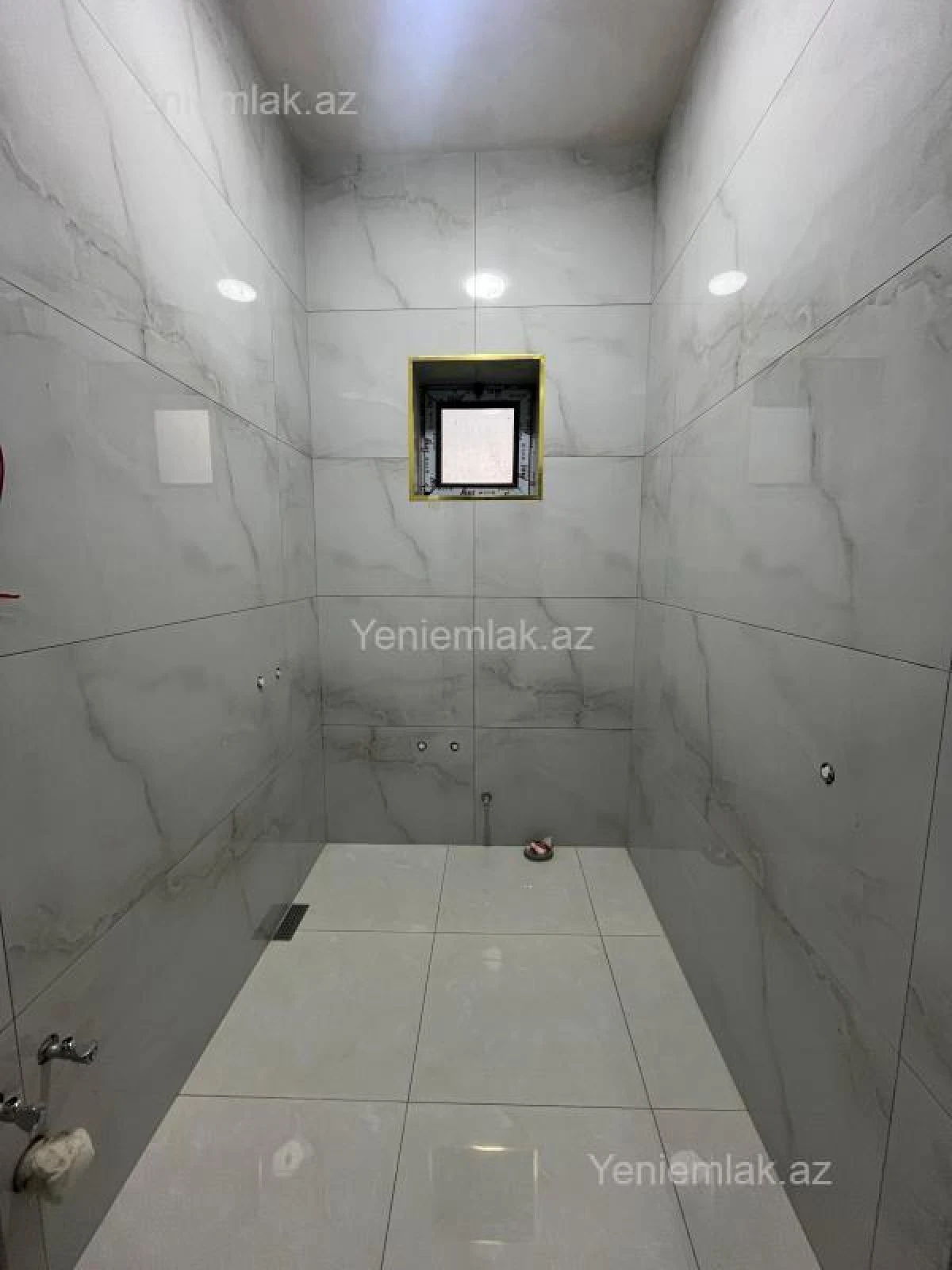 Satılır 4 otaqlı həyət evi 500 m²