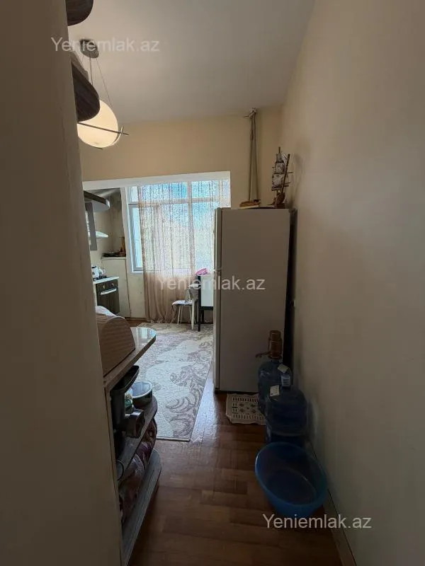 Satılır 3 otaqlı köhnə tikili 65 m²