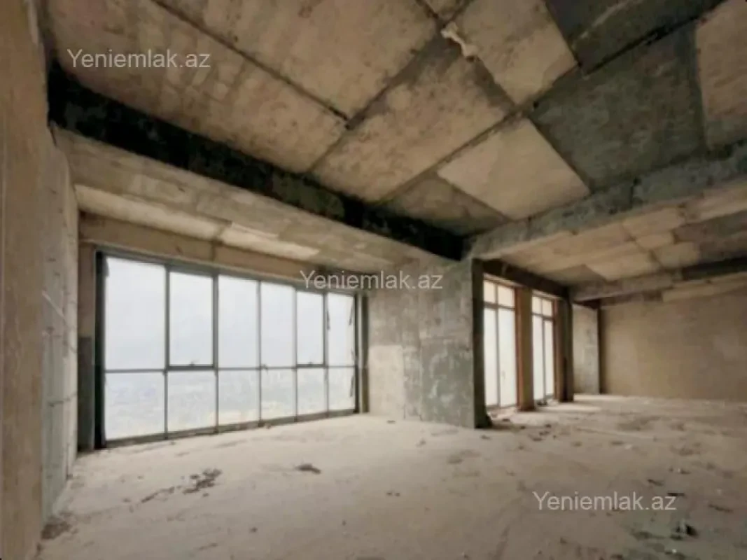 Satılır 4 otaqlı yeni tikili 179.5 m²