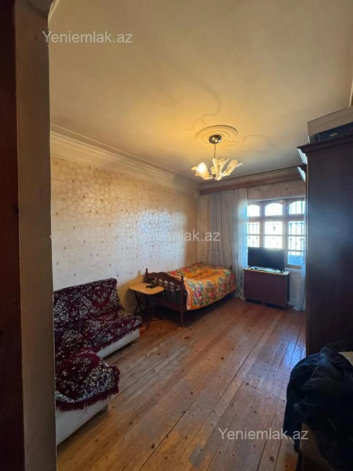 Satılır 3 otaqlı köhnə tikili 70 m²