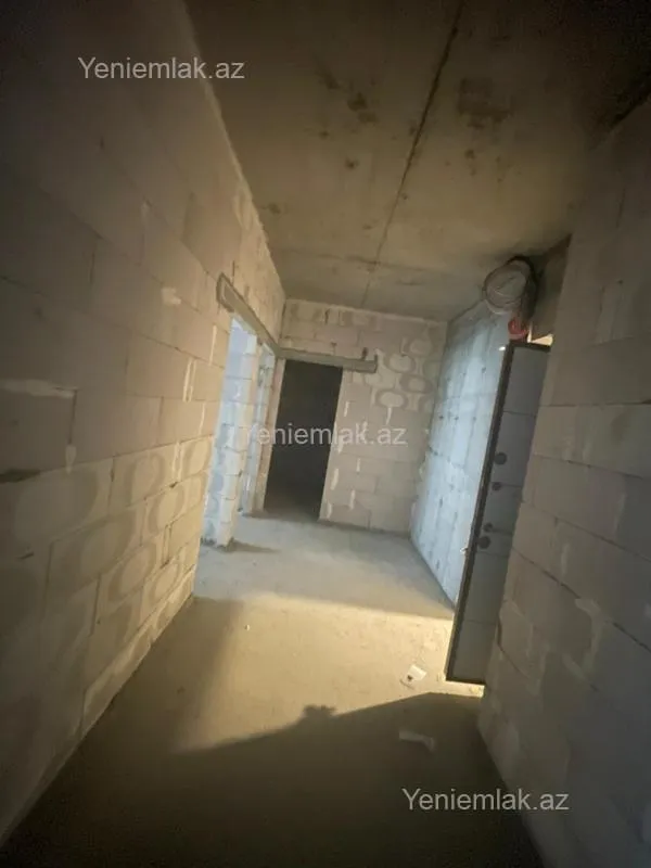 Satılır 3 otaqlı yeni tikili 115 m²