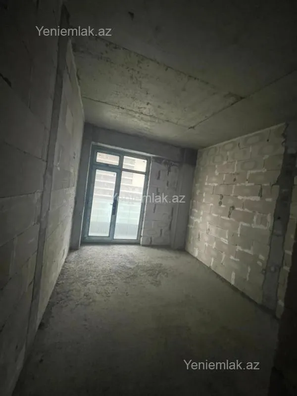 Satılır 3 otaqlı yeni tikili 115 m²
