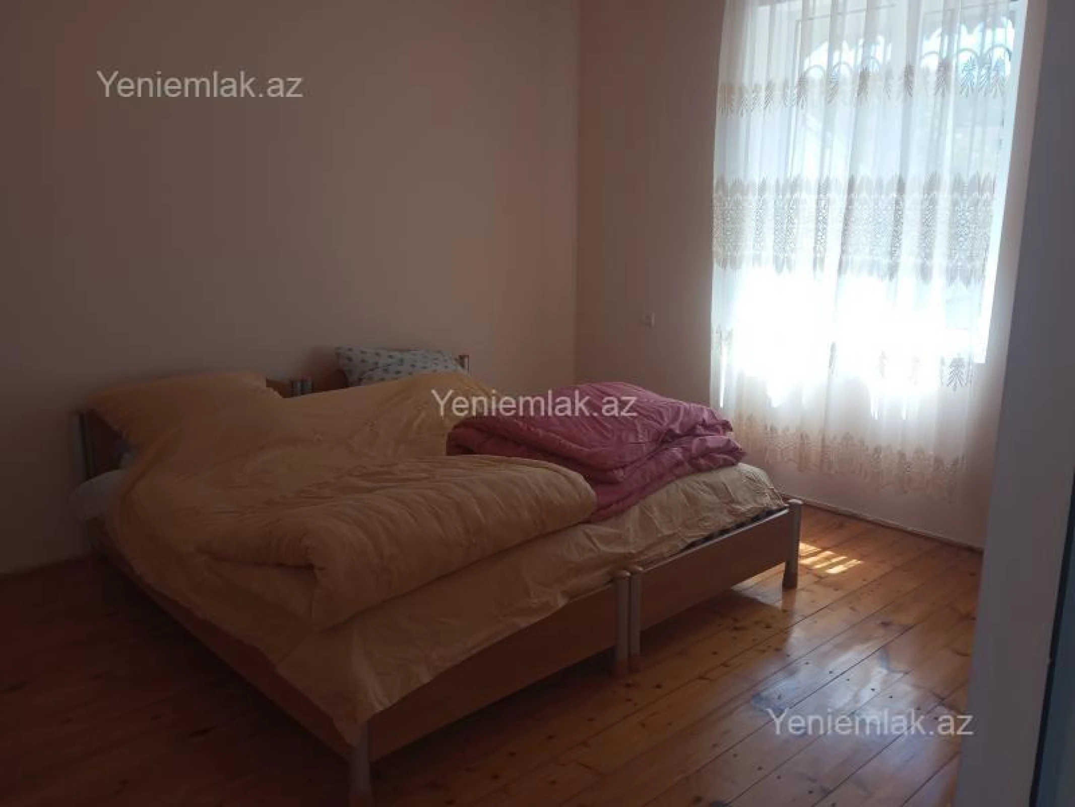 Satılır 4 otaqlı həyət evi 130 m²