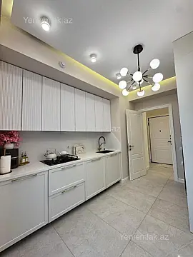 Satılır 3 otaqlı yeni tikili 86 m²